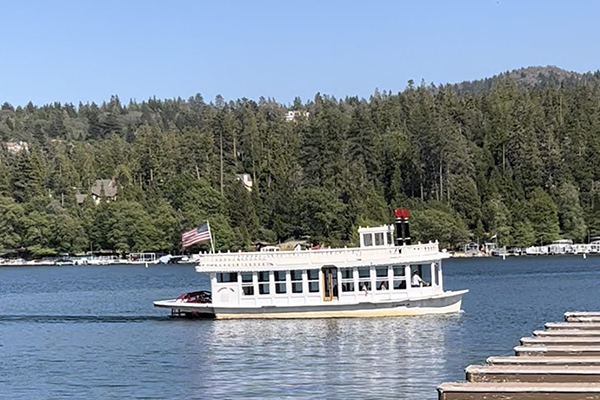 Lake Arrowhead Queen horiz LG