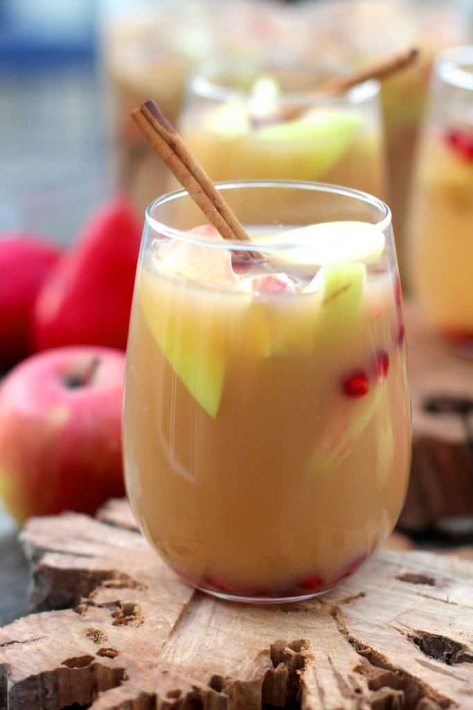 Apple cider sangria 2523